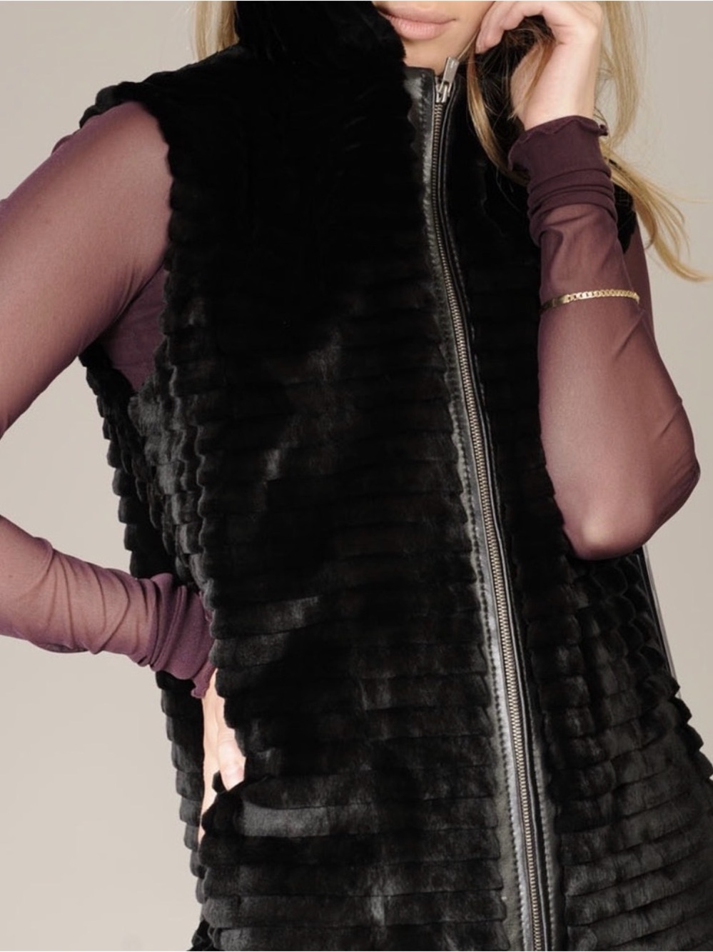 Calvin Klein Black Textured Faux Fur Zip-Front Vest M